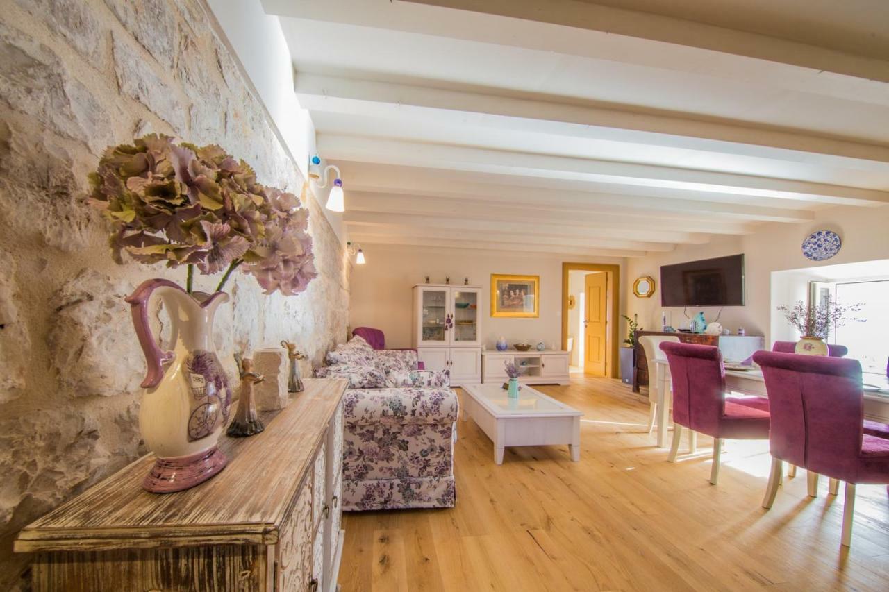 Villa Martina コミジャ エクステリア 写真